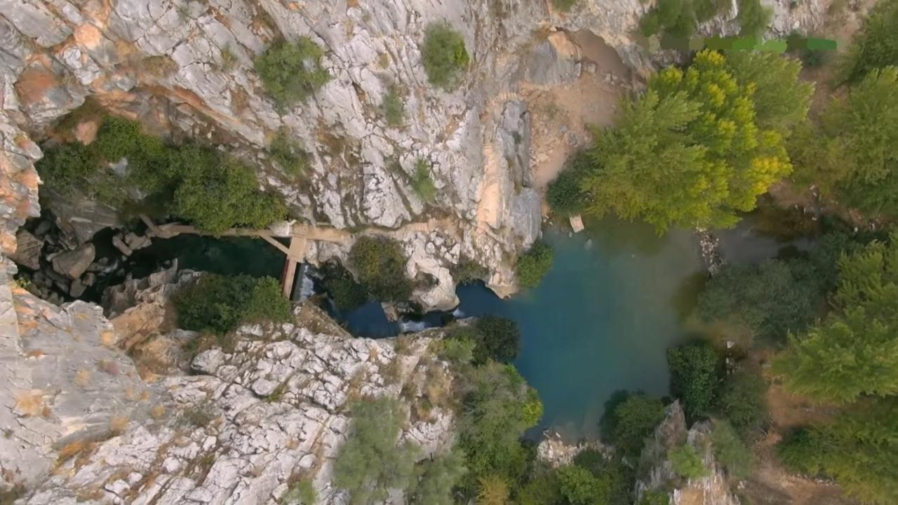 Casa Rural Las Rosas De Benaoján Екстериор снимка